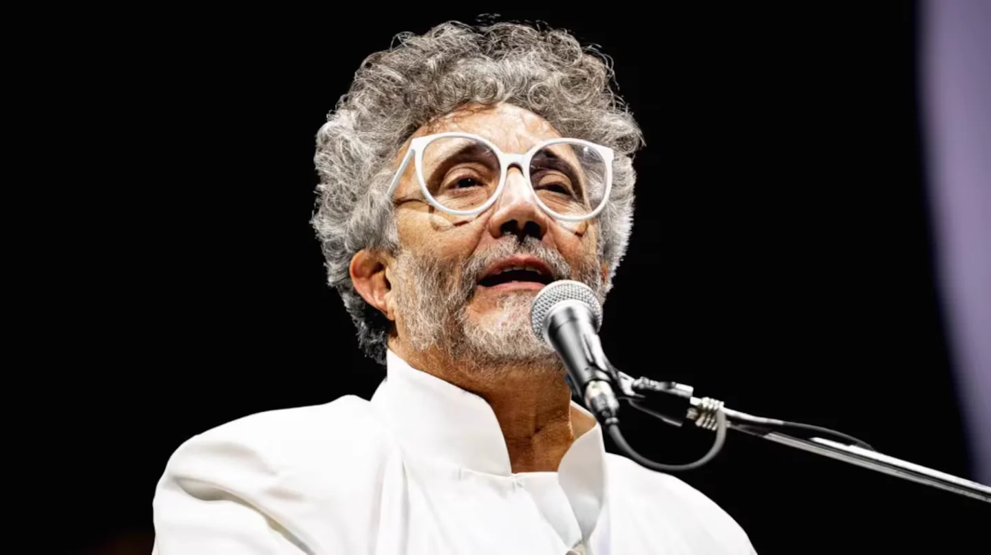 Una pena: Fito Páez fue pifiado durante recital en Buenos Aires