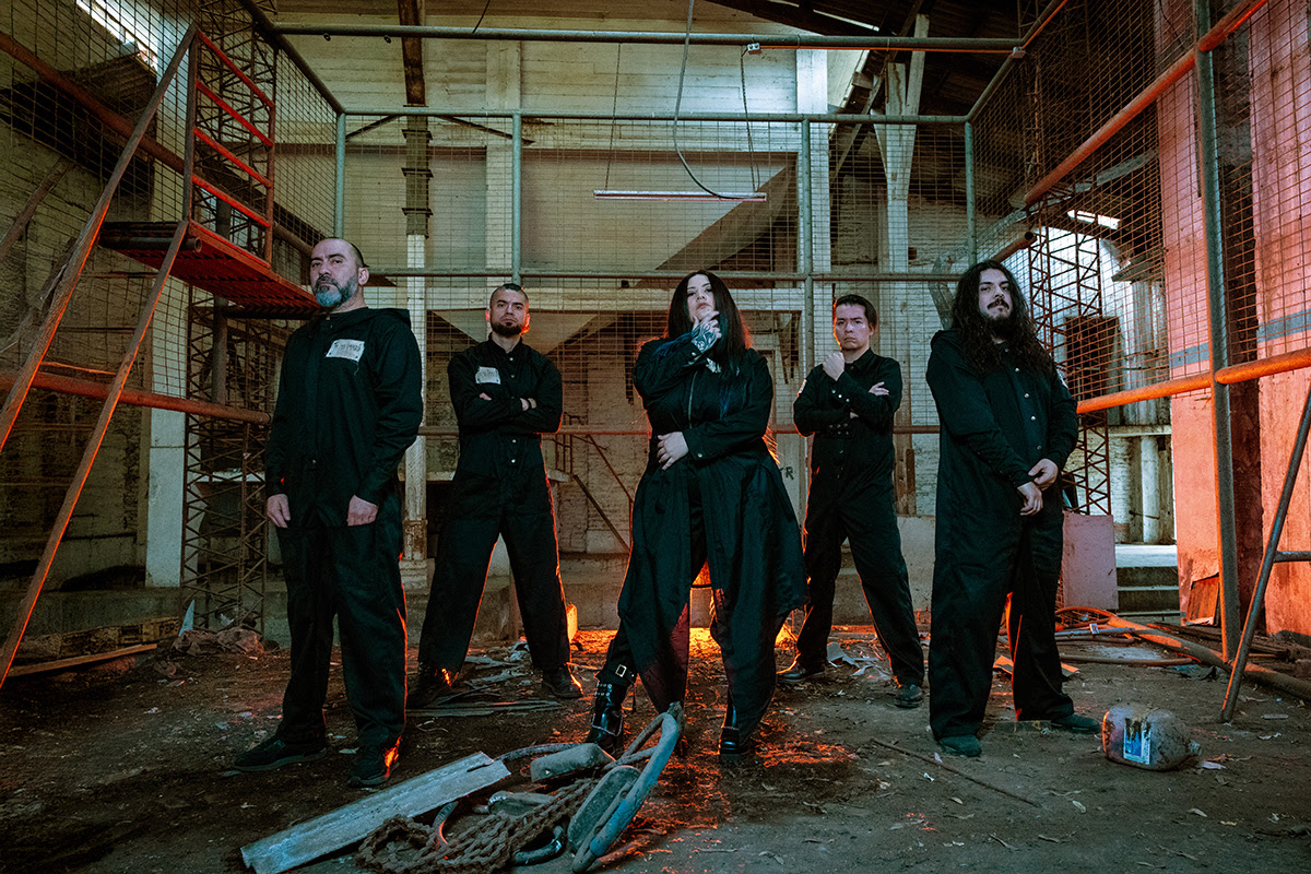 Asíncrono presenta «Normalidad»: el nuevo adelanto de su álbum debut