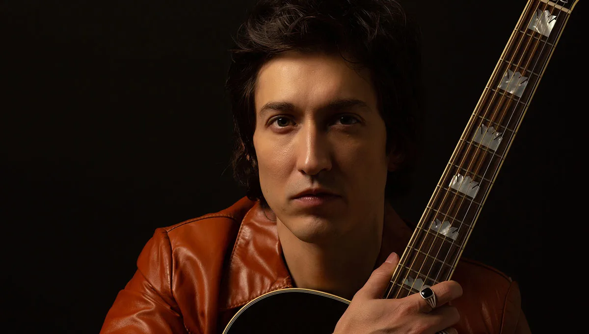 Javier Blake regaló una notable sesión acústica