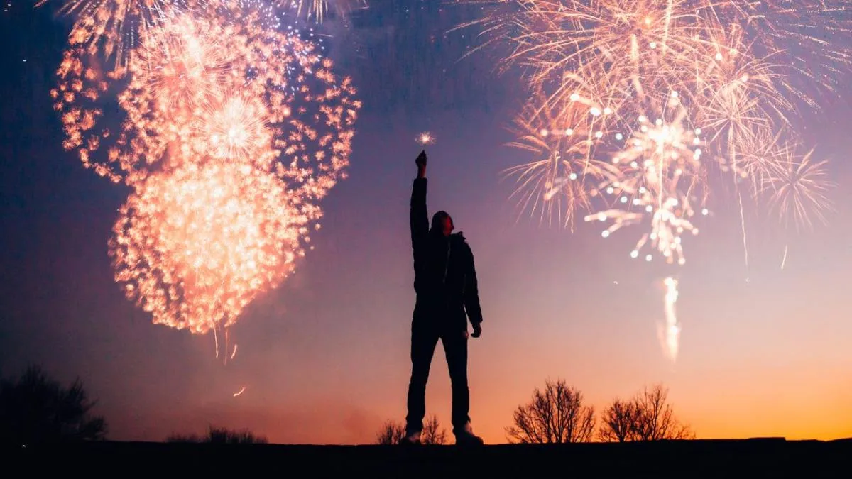 #PLAYLIST: 20 canciones tremendas y enérgicas para esta noche de año nuevo