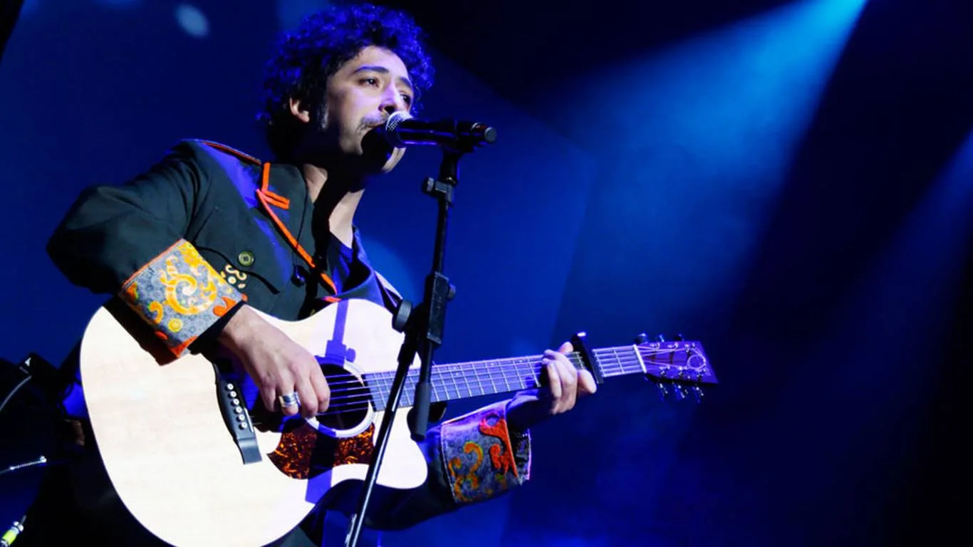 “Yo y tú”: Escucha el nuevo y acústico tema de Manuel García
