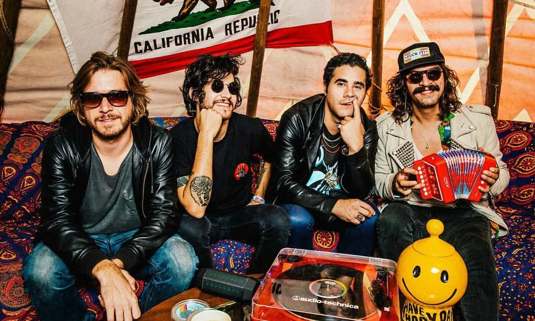 Rey Pila estrenó la versión deluxe de su álbum Velox Veritas con cuatro nuevos temas