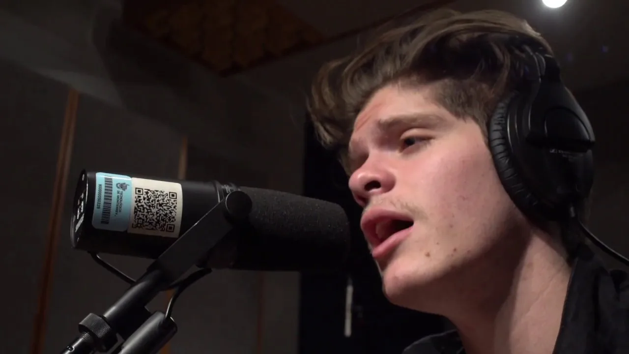 Talento joven: Escucha cuatro temas de una imperdible sesión acústica de Anthrés