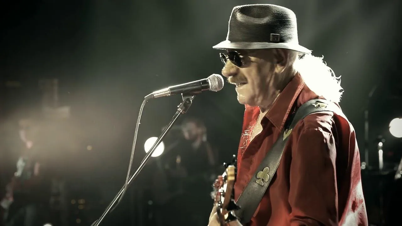 Histórico del rock argentino: “Rompan Todo es un negocio entre Santaolalla y Netflix”