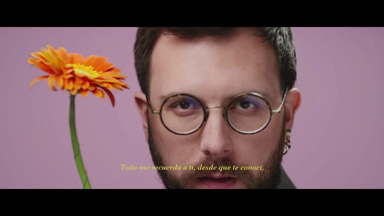 Sabino no se cansa de estrenar nuevo material y ahora lanza videoclip de “Guapa!”