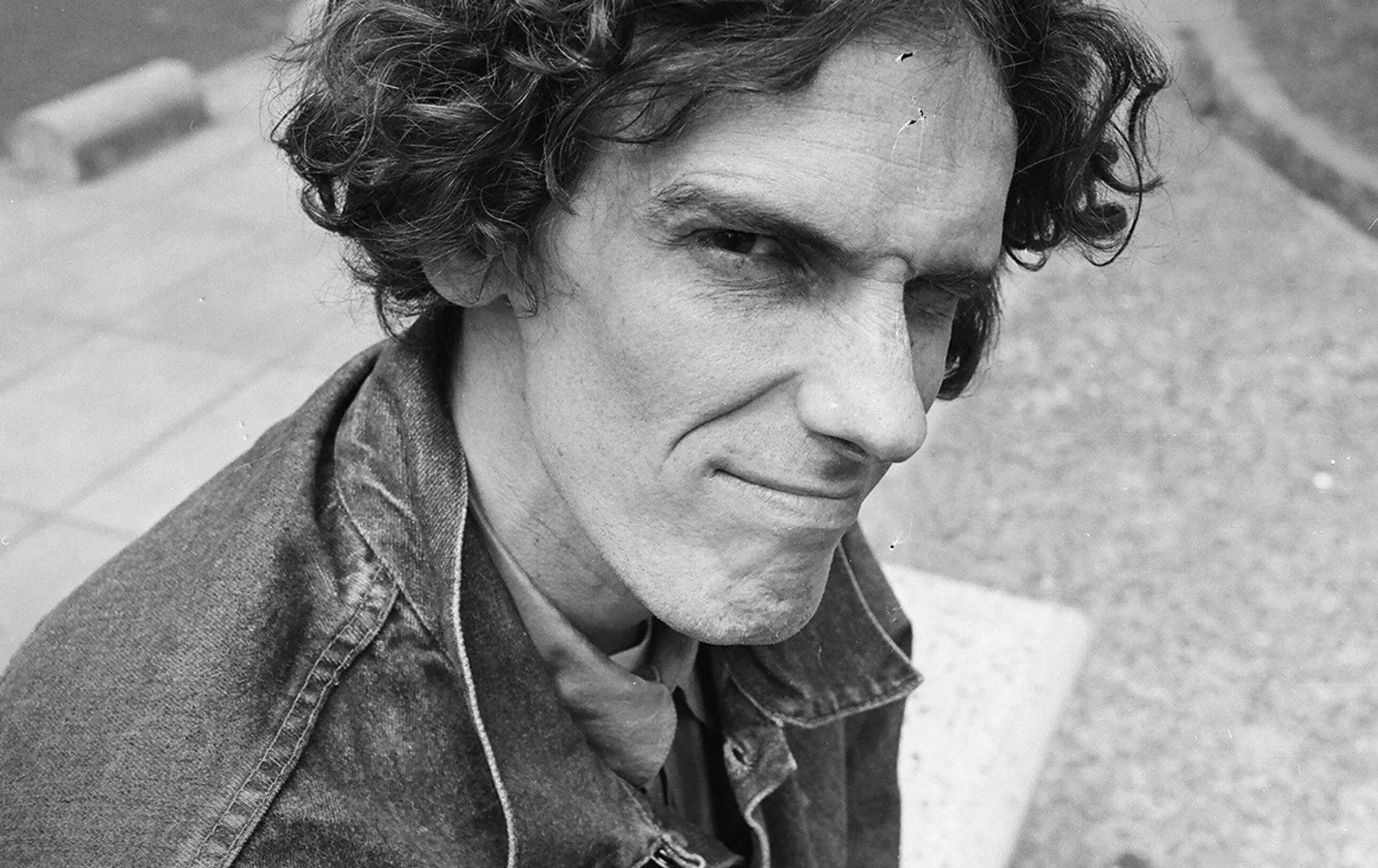 Lanzan serie de dibujos de Luis Alberto Spinetta en el formato NFT
