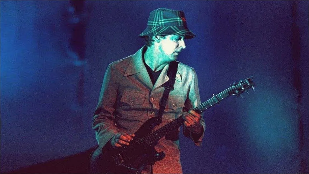 Santana y Cerati destacan en ranking de los 250 mejores guitarristas de la historia