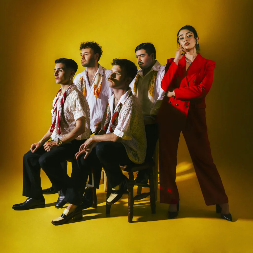 Catalina y las Bordonas de Oro presentan “Presagio”, una travesía musical que renueva el bolero y refleja las experiencias de la vida diaria