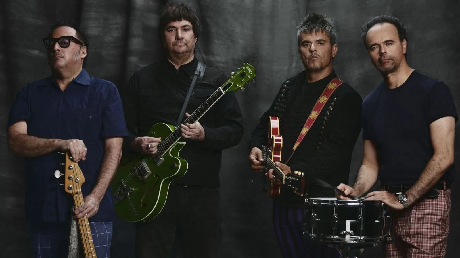 Los Tres lanzan “Revuelta en Vivo”: un poderoso testimonio de su regreso con formación original
