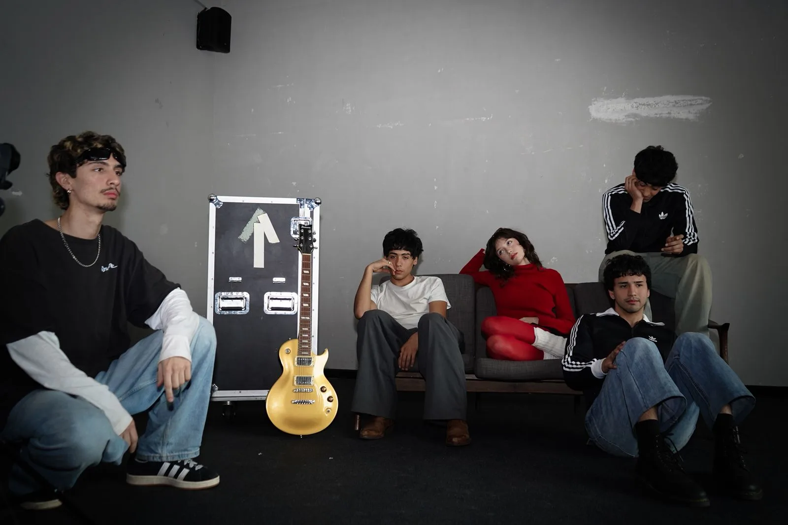 Anttonias: La llamativa nueva banda que estrenó álbum debut y prepara su show más más importante