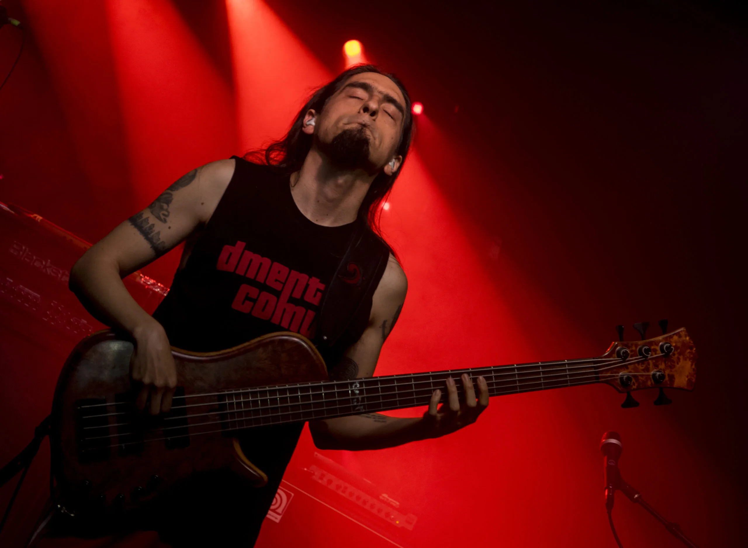Oliver Castillo lanza “Colibrí”: una pieza de rock progresivo y ritmos peruanos